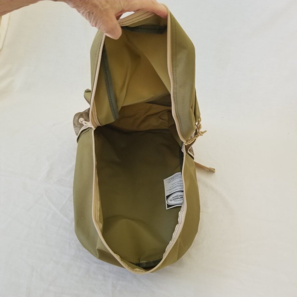 New! Lightweight Olive Green Basic Backpack W/Bot… - image 4